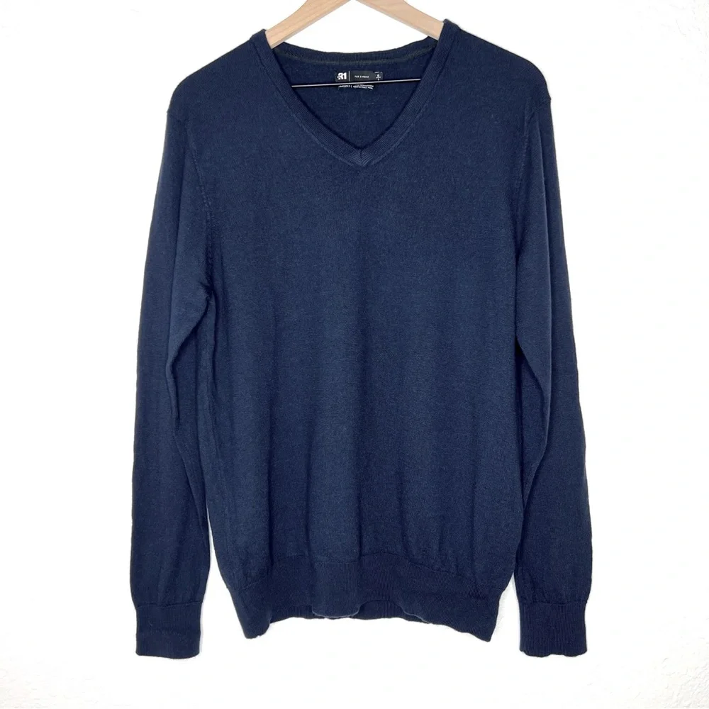 Le 31 Par Simons Men’s V-Neck Sweater Navy Vision Merino Wool size Large - Picture 3 of 6